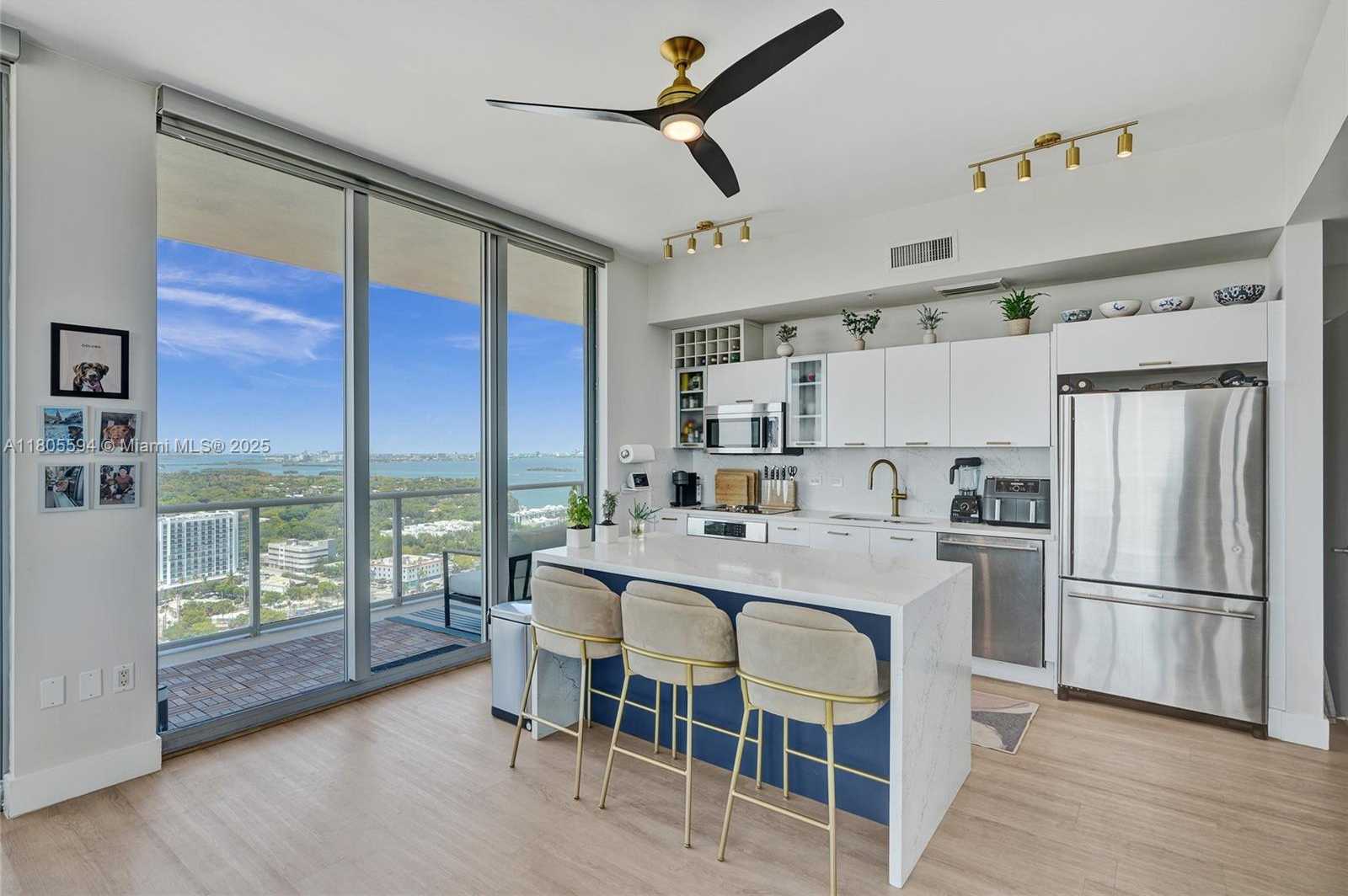 Small Image of 3470 EAST COAST AVE #H2704, Miami Number 5