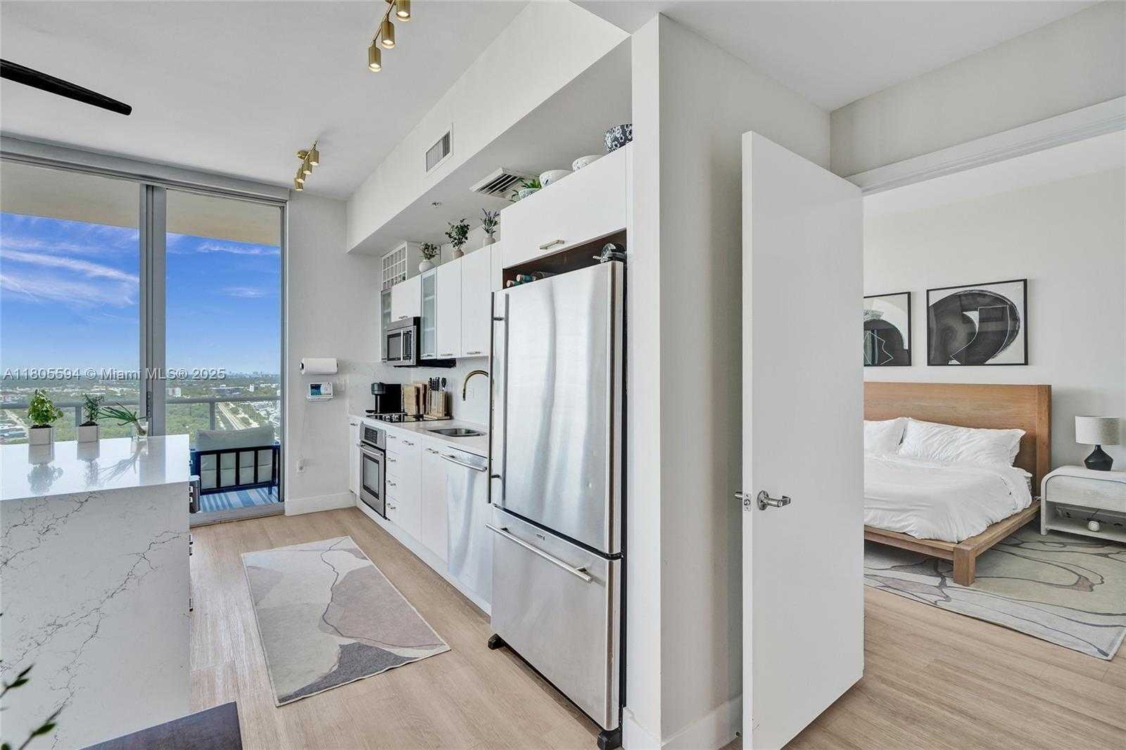 Small Image of 3470 EAST COAST AVE #H2704, Miami Number 8