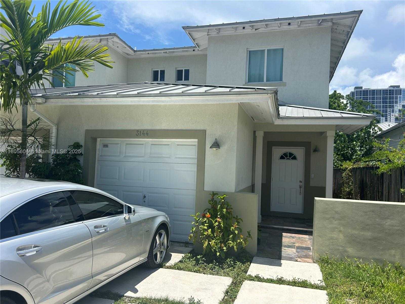 Small Image of 3144 NEW YORK ST #3144, Miami Number 2