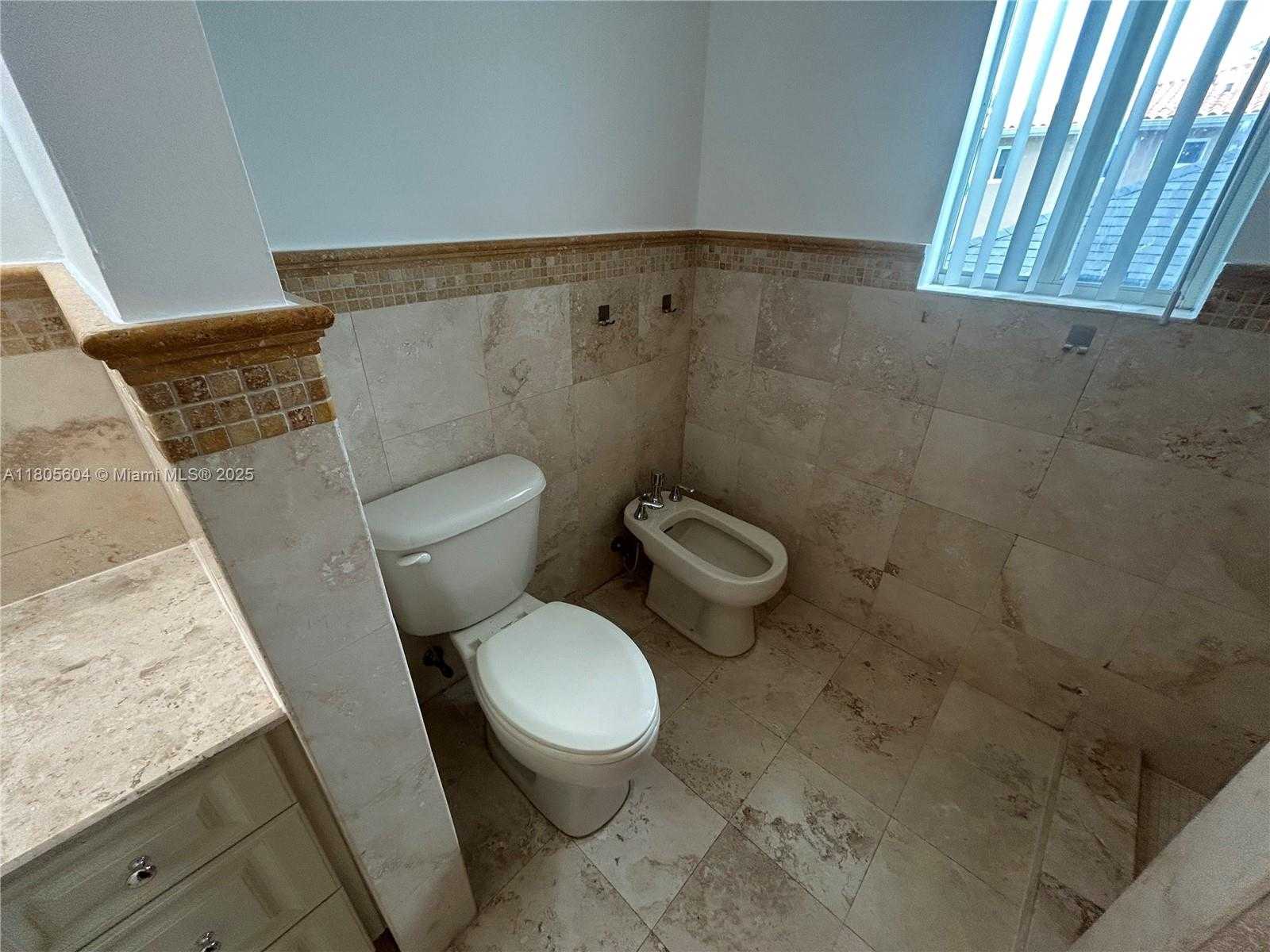 Small Image of 3144 NEW YORK ST #3144, Miami Number 26
