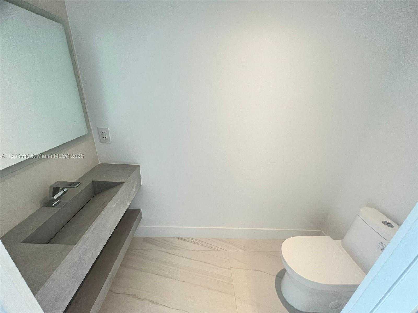 Small Image of 650 NORTH EAST 32ND ST #4201, Miami Number 15