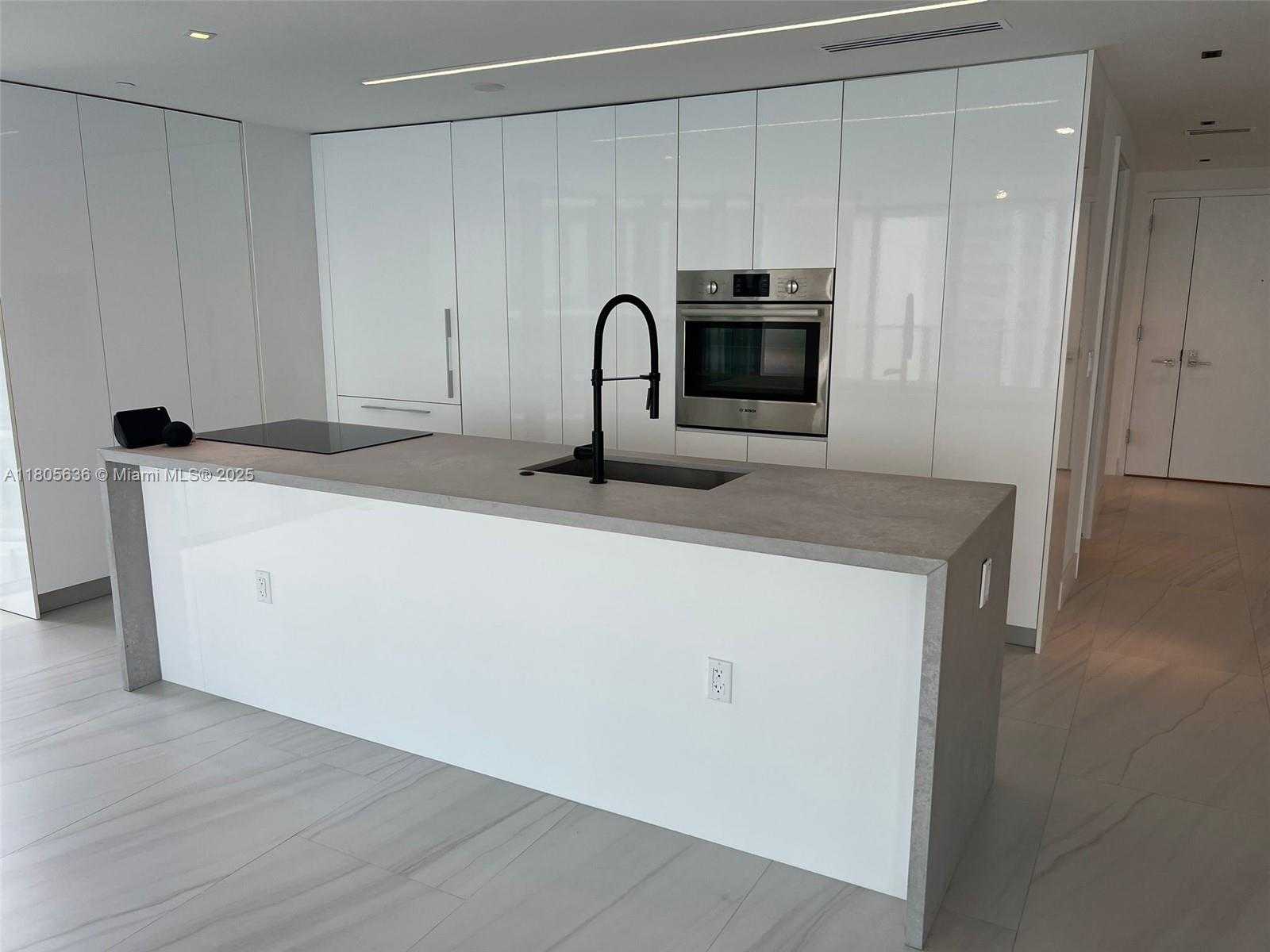 Small Image of 650 NORTH EAST 32ND ST #4201, Miami Number 16
