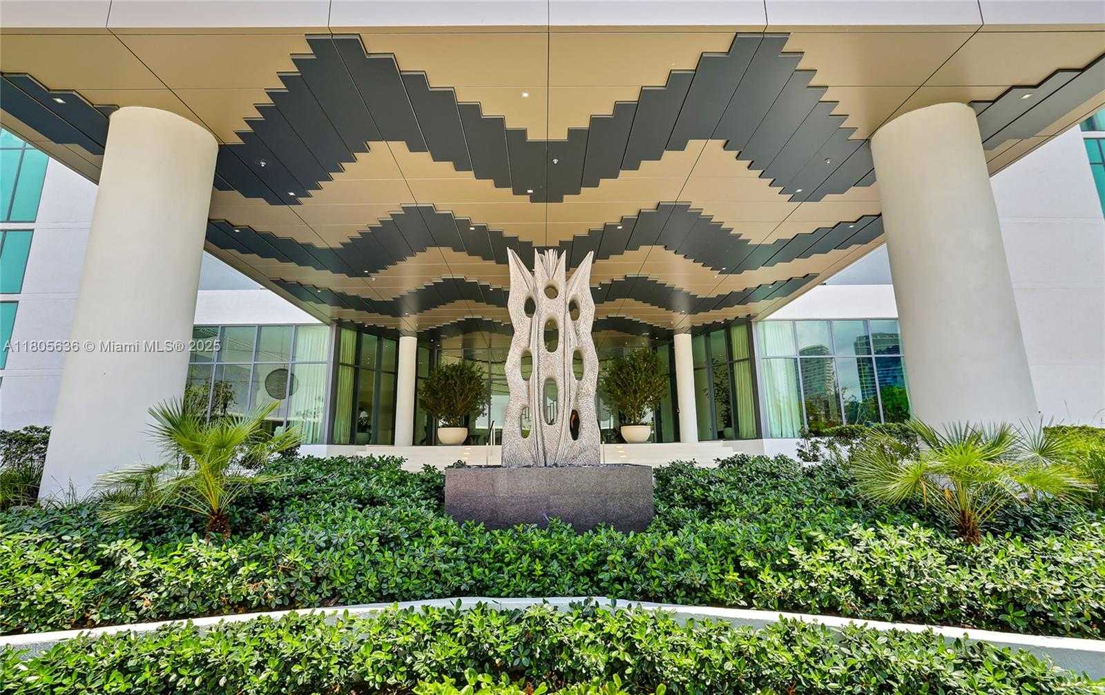 Small Image of 650 NORTH EAST 32ND ST #4201, Miami Number 30