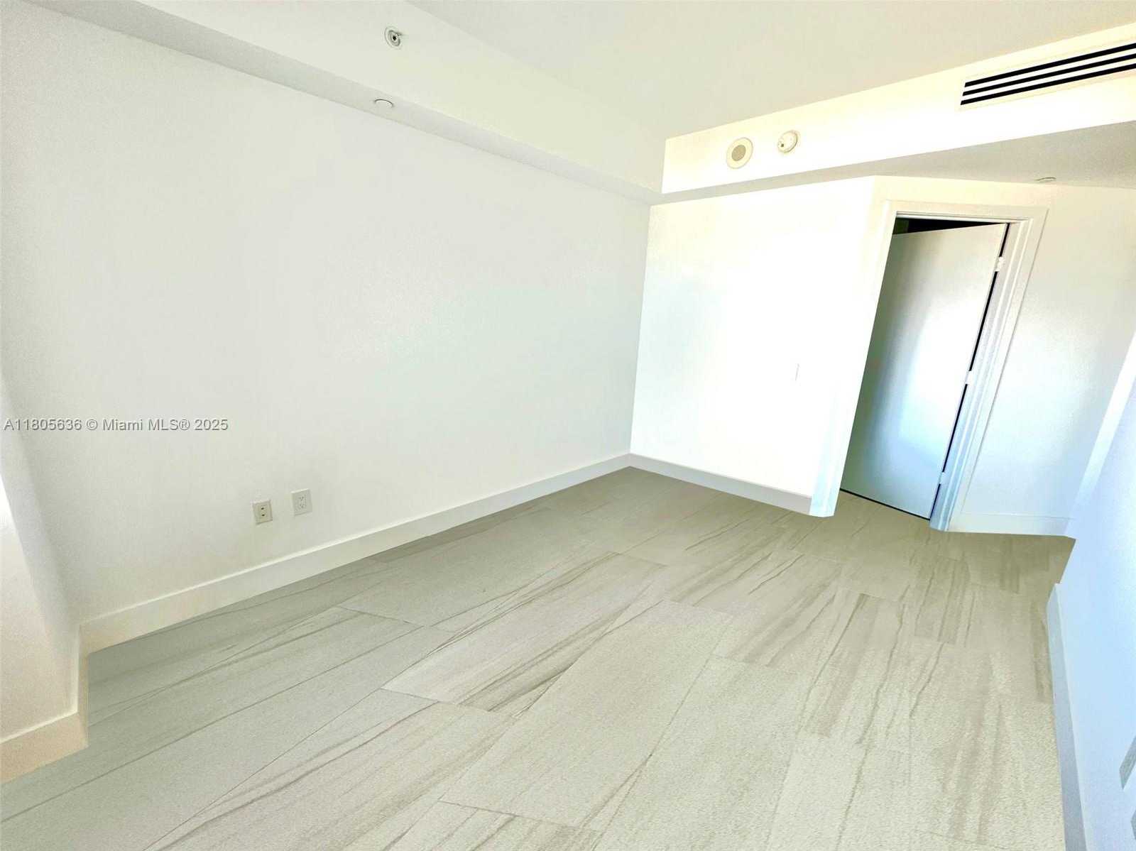 Small Image of 650 NORTH EAST 32ND ST #4201, Miami Number 5