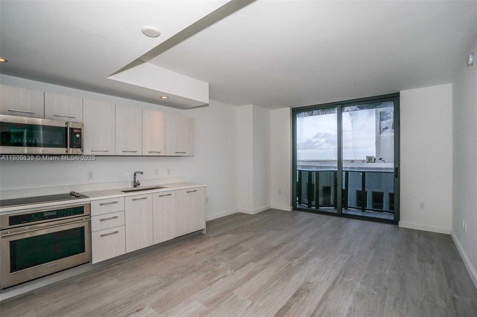 Small Image of 55 #2907, Miami Number 4