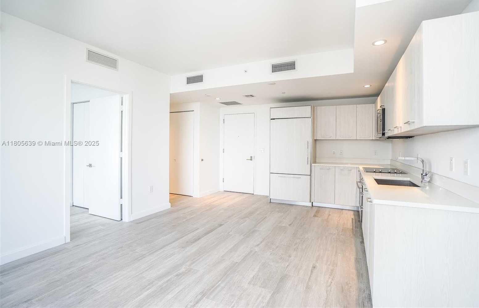 Small Image of 55 #2907, Miami Number 7