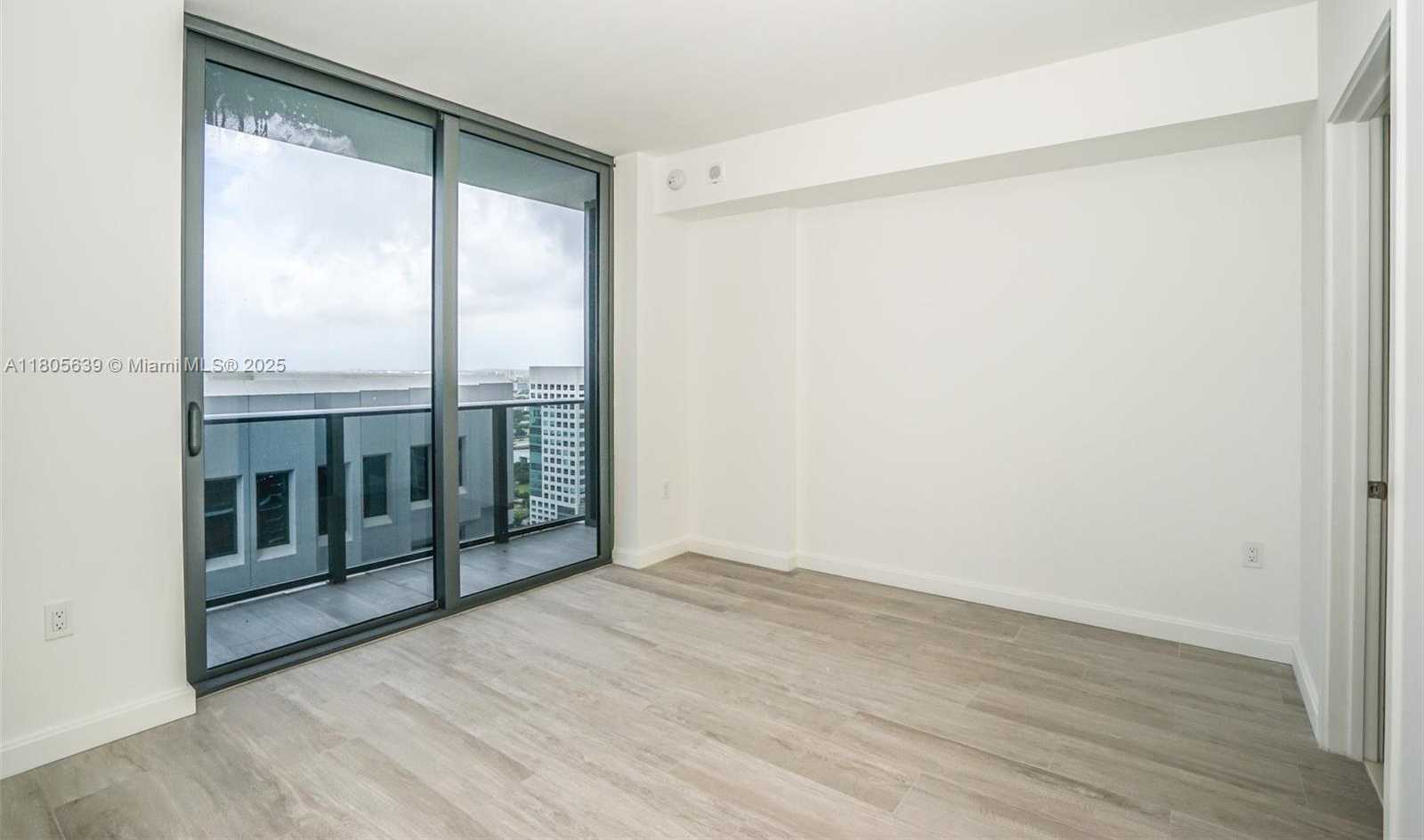 Small Image of 55 #2907, Miami Number 9