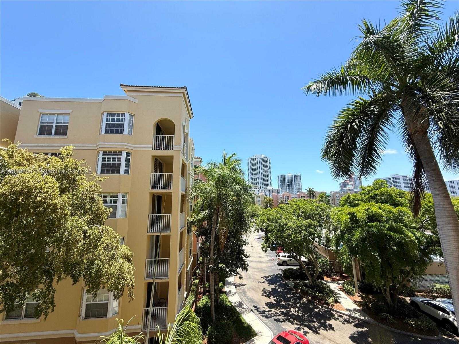 Small Image of 19701 EAST COUNTRY CLUB DR #5405, Aventura Number 4