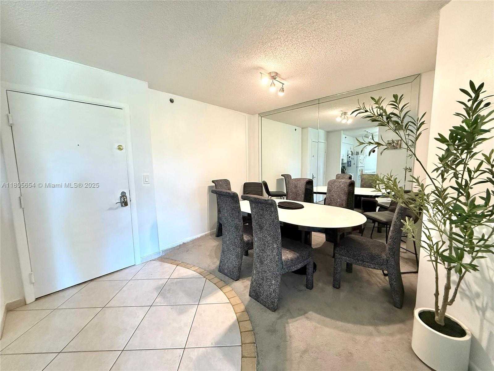 Small Image of 19701 EAST COUNTRY CLUB DR #5405, Aventura Number 5