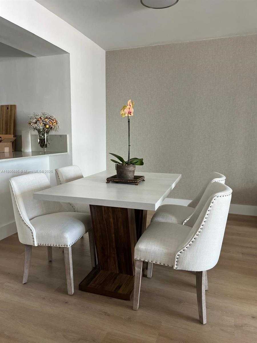 Small Image of 800 NORTH MIAMI AVE #E-1505, Miami Number 3