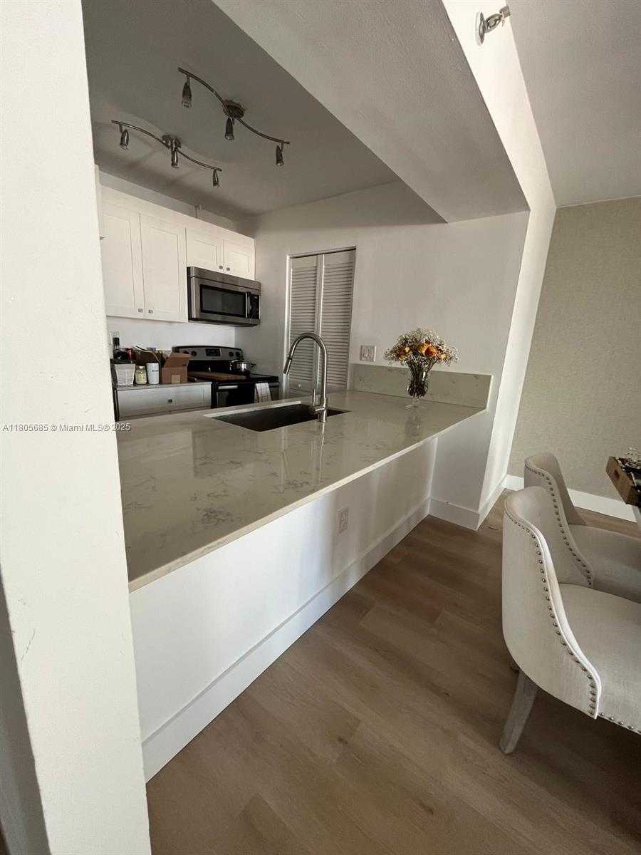 Small Image of 800 NORTH MIAMI AVE #E-1505, Miami Number 8