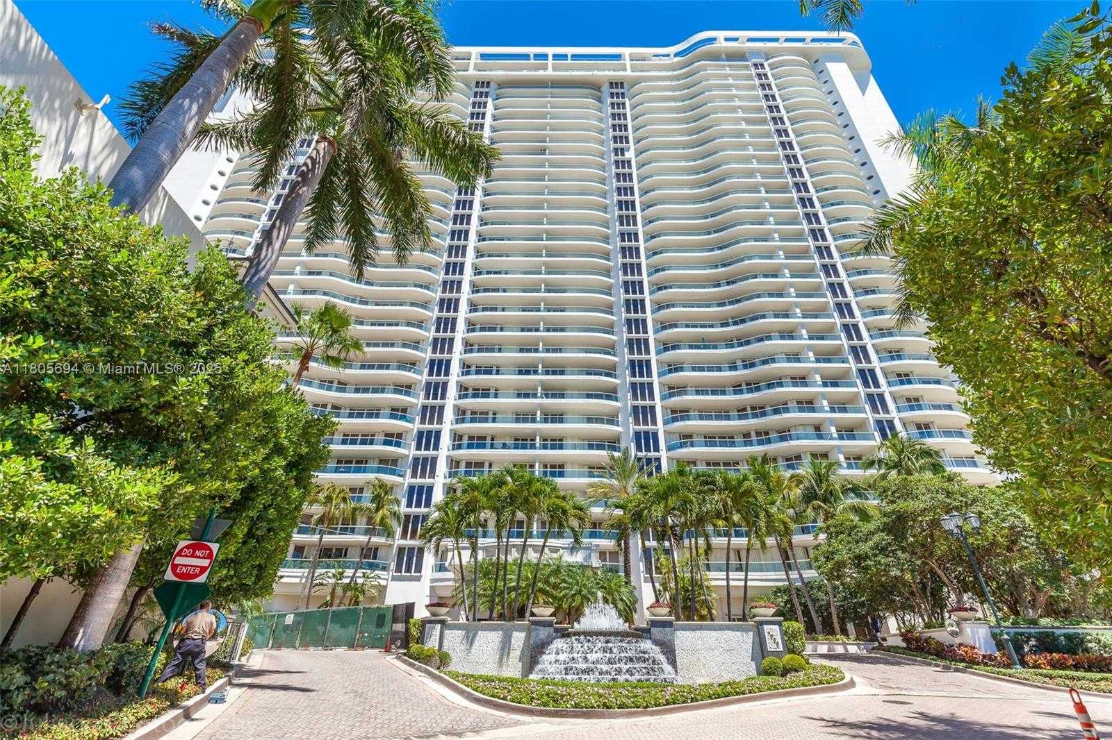 Small Image of 7000 ISLAND BLVD #2504, Aventura Number 10