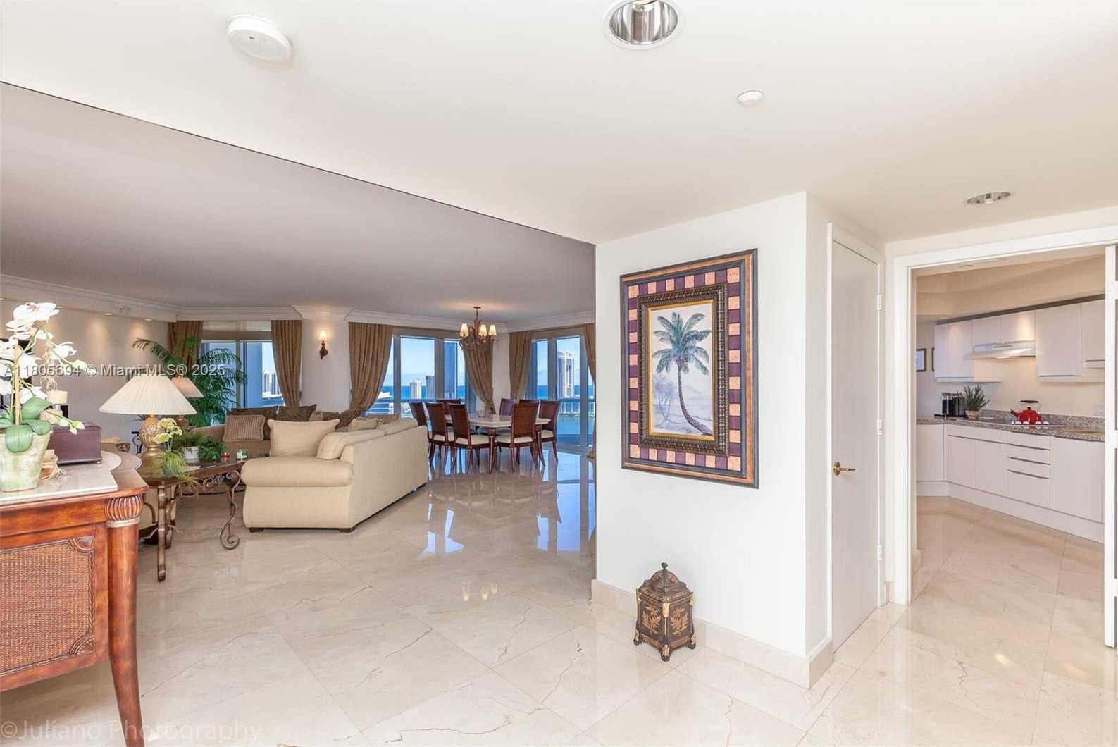 Small Image of 7000 ISLAND BLVD #2504, Aventura Number 26
