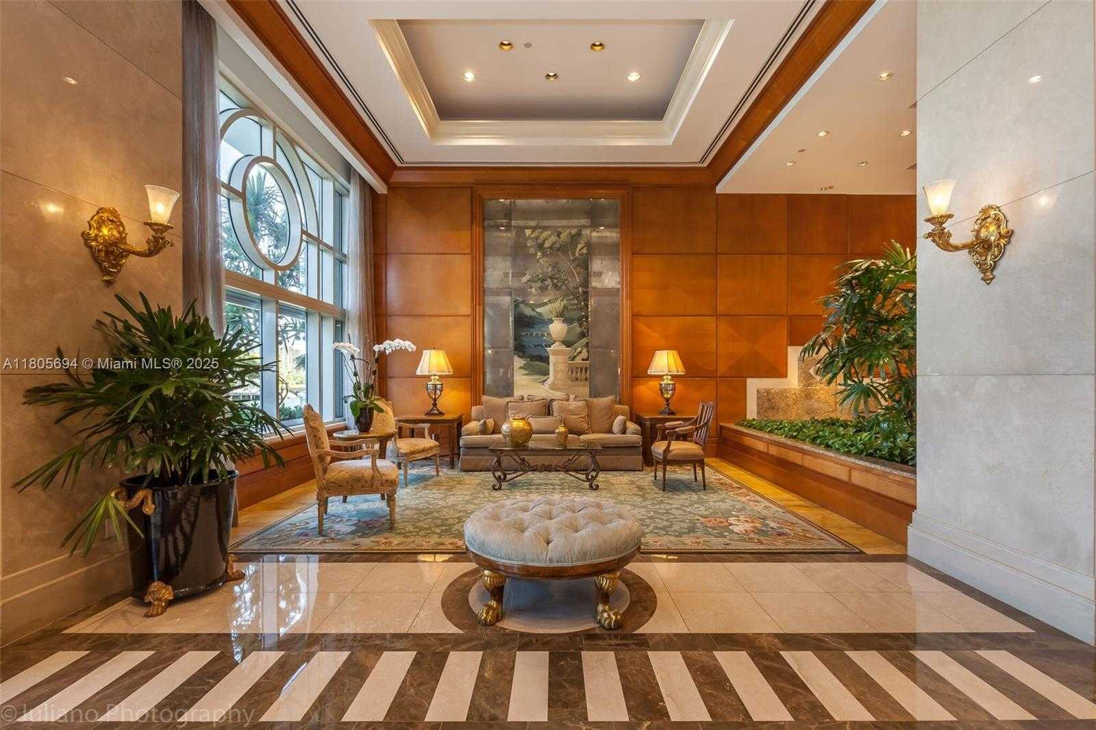Small Image of 7000 ISLAND BLVD #2504, Aventura Number 31