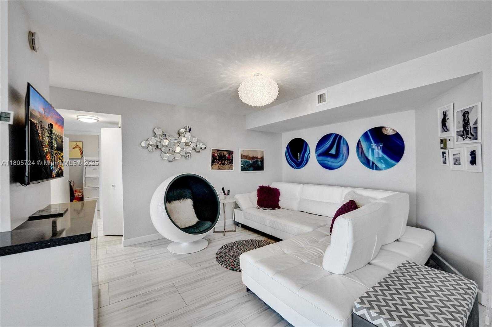 Small Image of 1201 SOUTH OCEAN DR #1408S, Hollywood Number 5