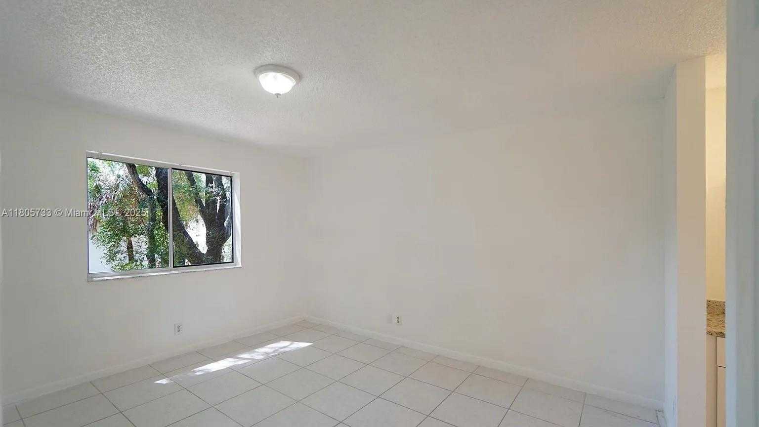Small Image of 9277 SOUTH WEST 138TH PL #9277, Miami Number 11