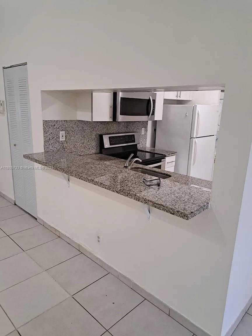 Small Image of 9277 SOUTH WEST 138TH PL #9277, Miami Number 17