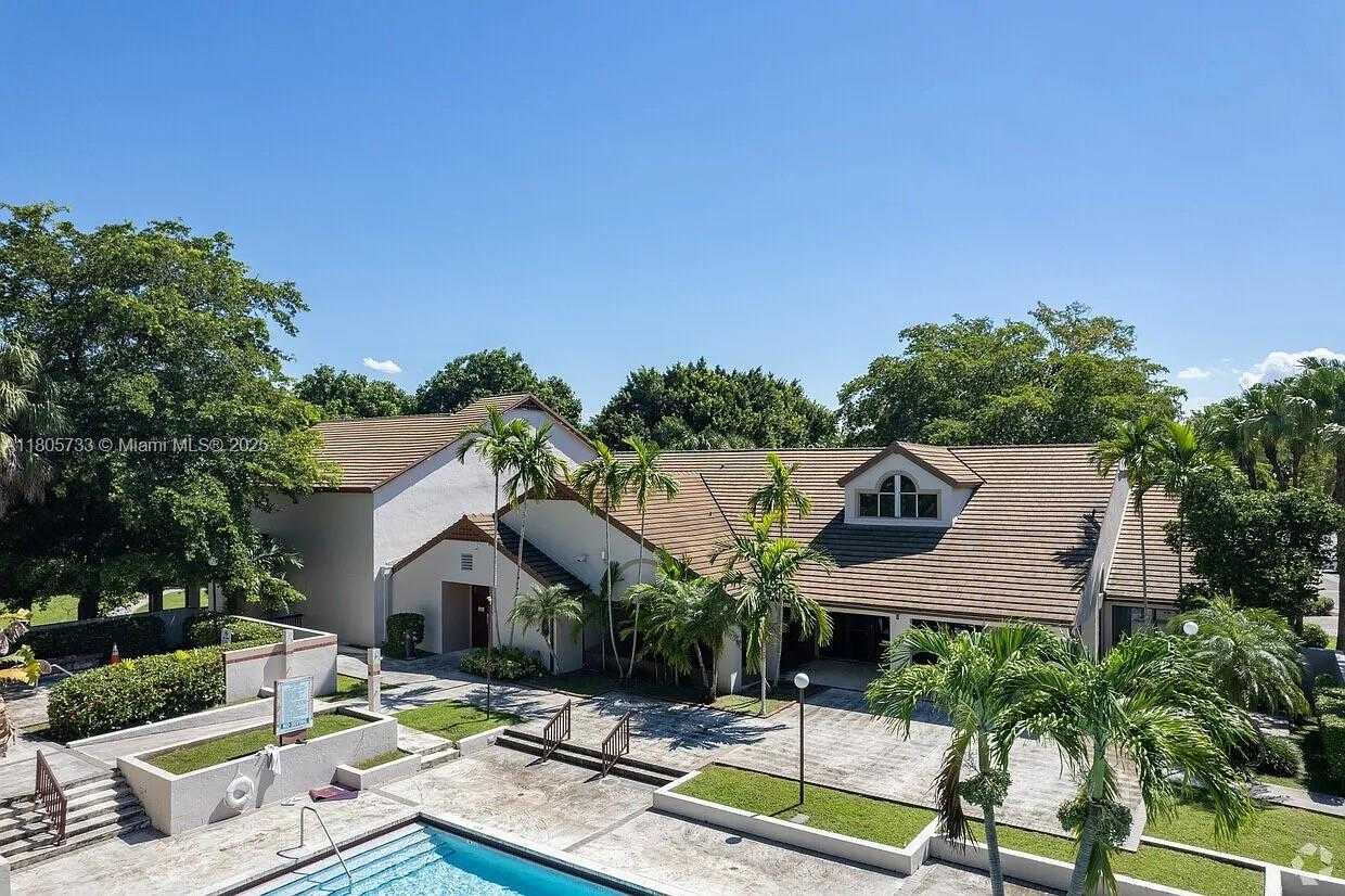 Small Image of 9277 SOUTH WEST 138TH PL #9277, Miami Number 3