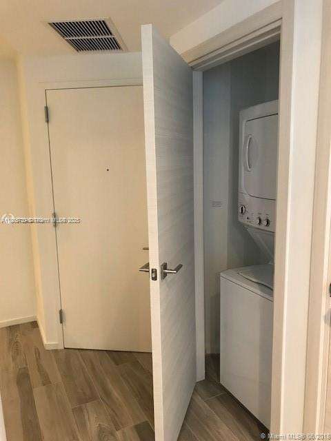 Small Image of 801 SOUTH MIAMI AVE #4008, Miami Number 7