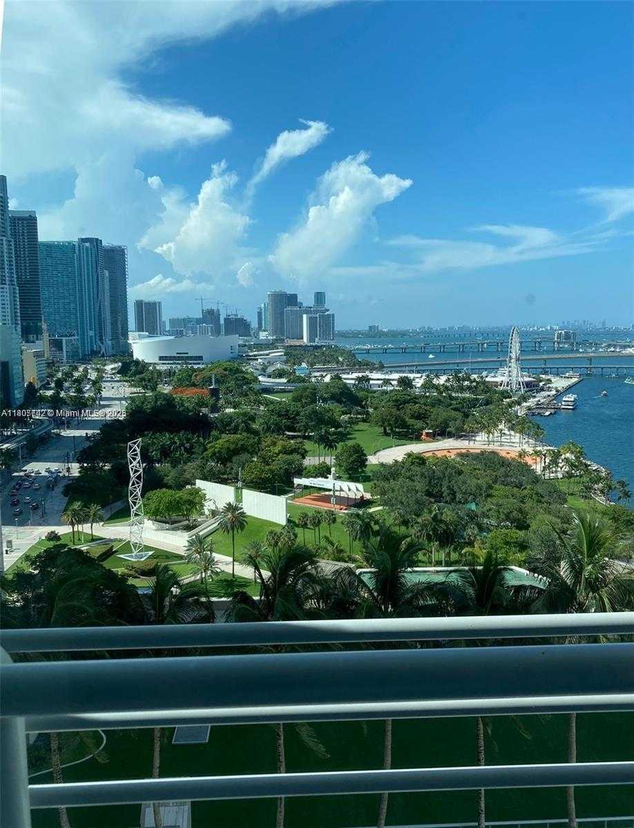 Small Image of 325 SOUTH BISCAYNE BLVD #2022, Miami Number 11