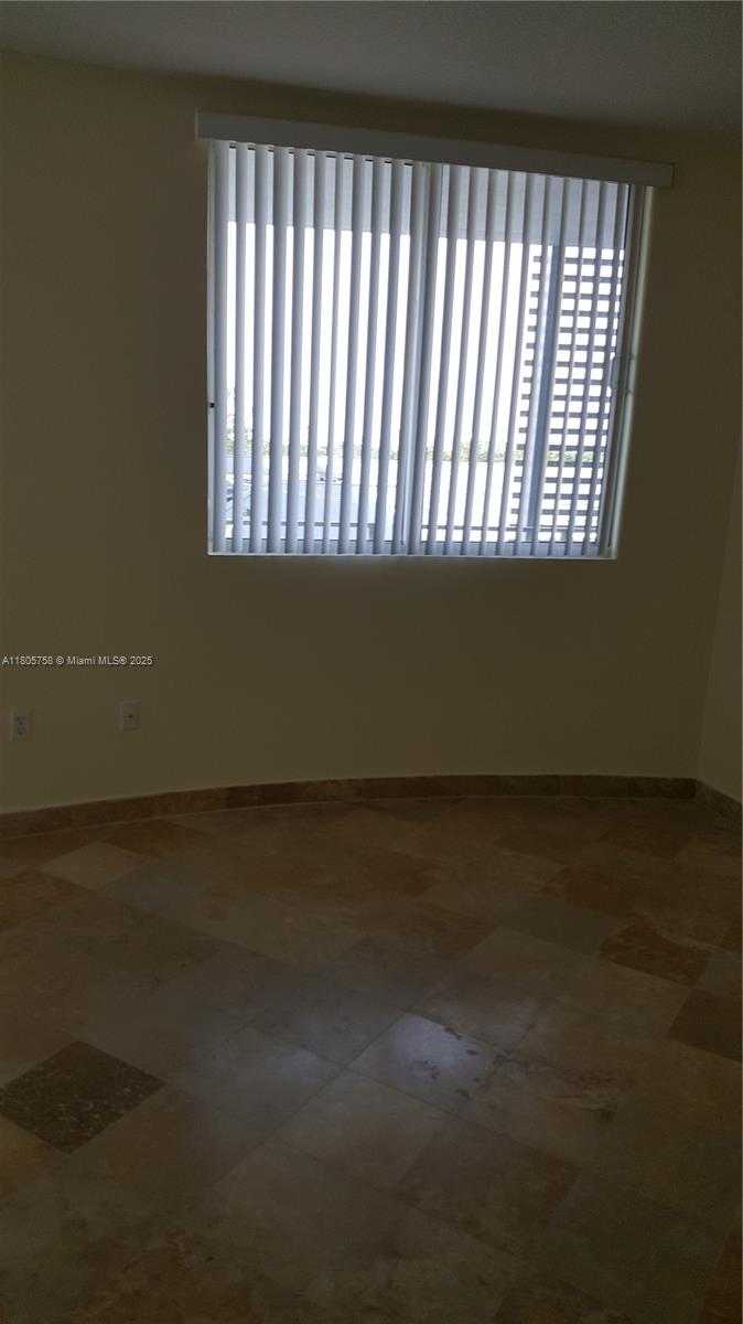 Small Image of 3339 VIRGINIA ST #401, Miami Number 12