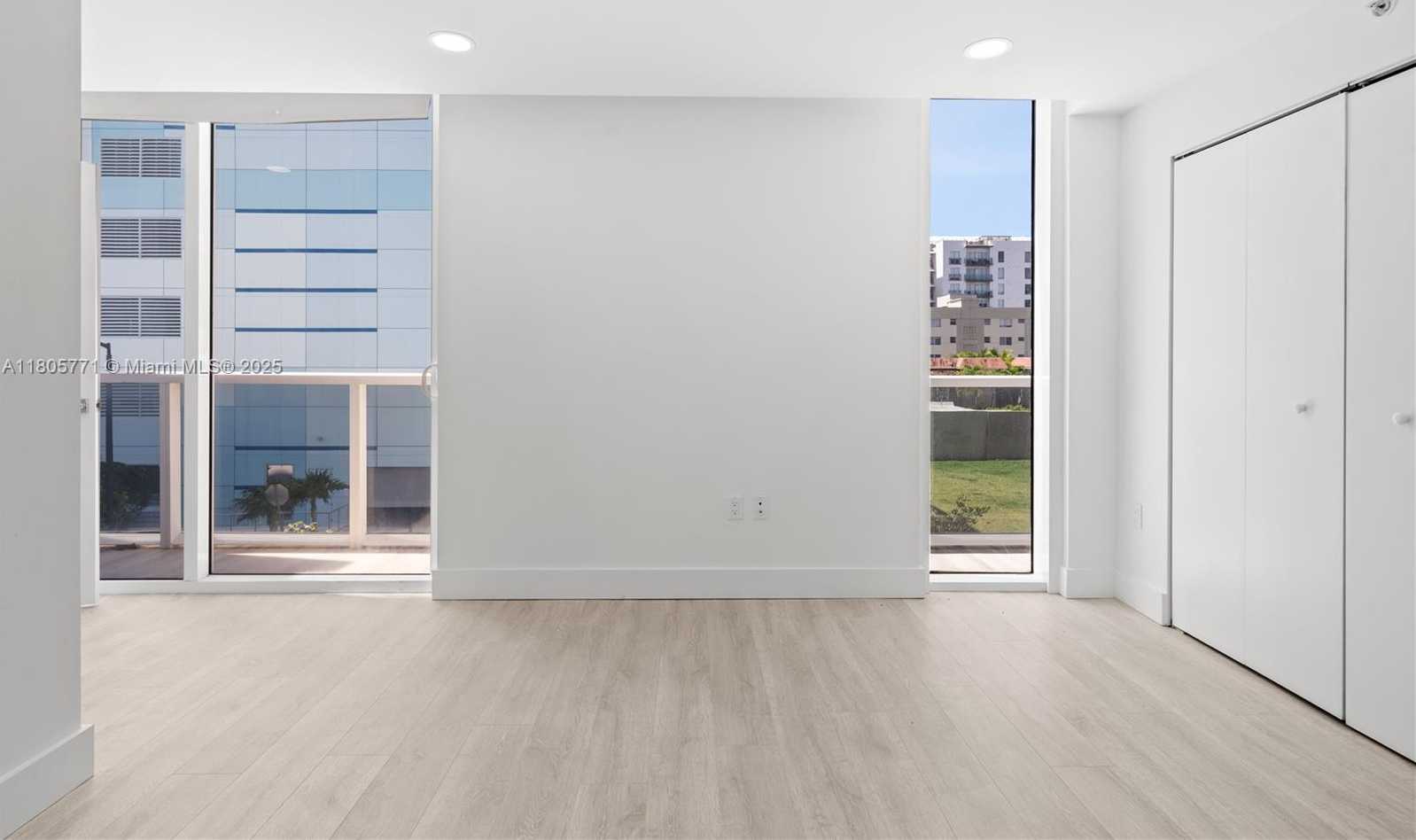 Small Image of 600 NORTH EAST 27TH ST #TH103, Miami Number 27