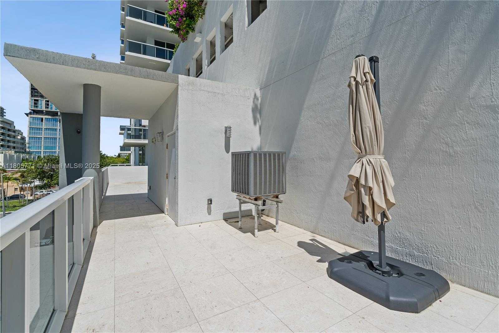 Small Image of 600 NORTH EAST 27TH ST #TH103, Miami Number 45