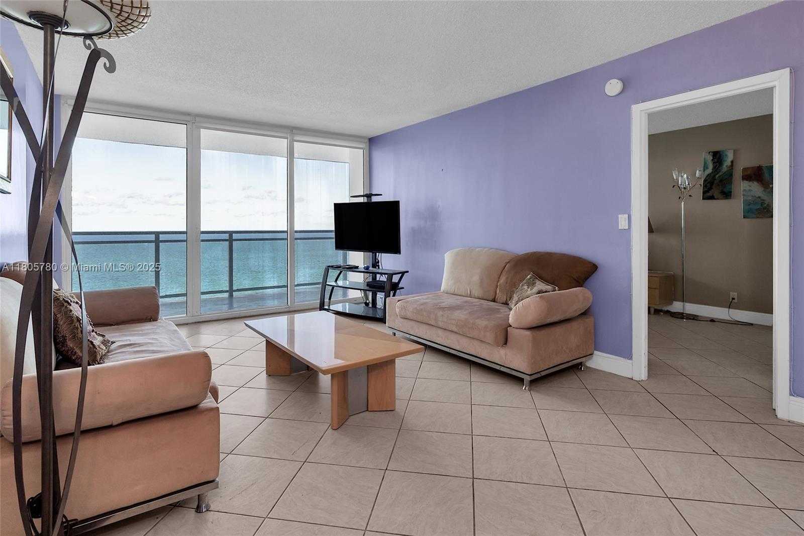 Small Image of 2030 SOUTH OCEAN DR #2116, Hallandale Beach Number 10
