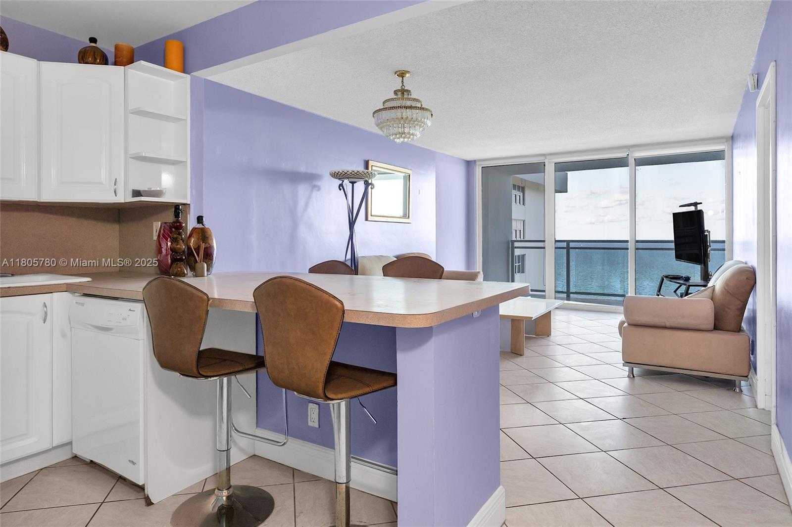 Small Image of 2030 SOUTH OCEAN DR #2116, Hallandale Beach Number 4
