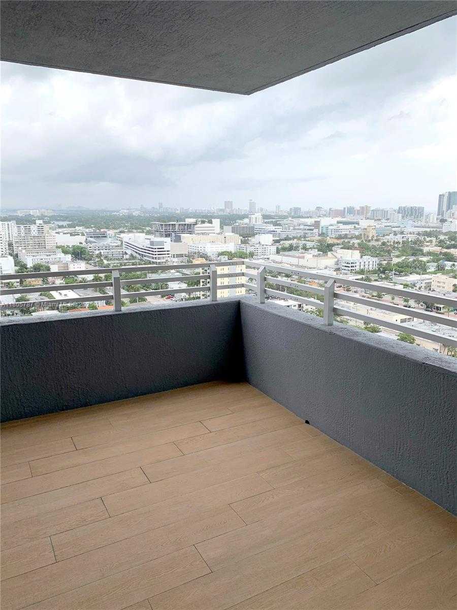 Small Image of 1330 WEST AVE #2207, Miami Beach Number 25
