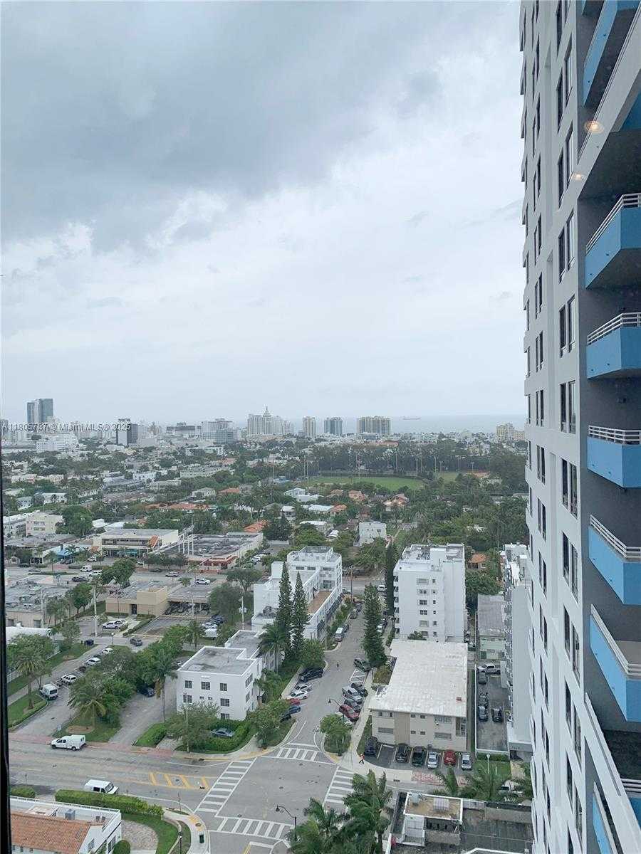 Small Image of 1330 WEST AVE #2207, Miami Beach Number 27