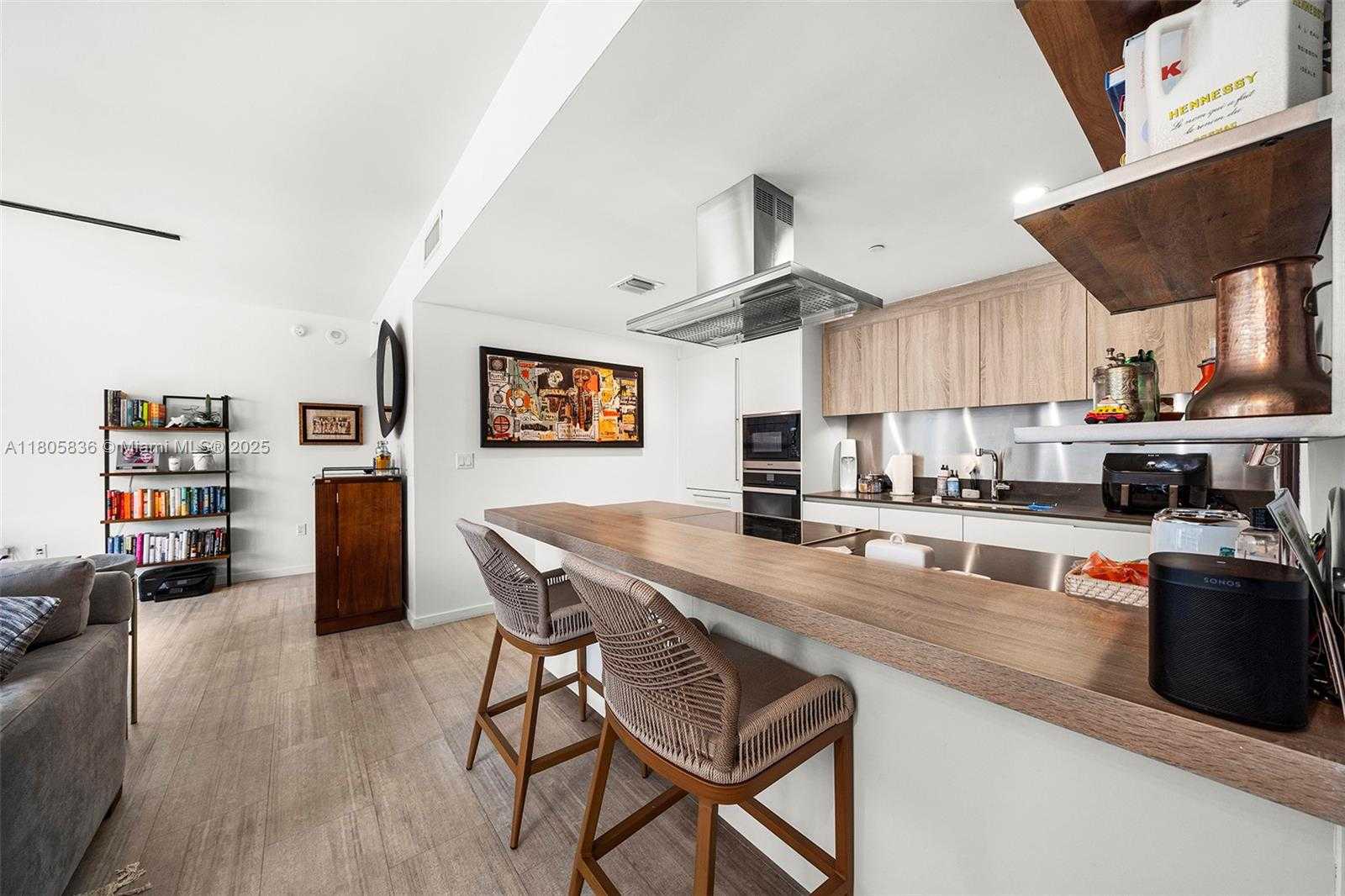 Small Image of 1000 BRICKELL PLAZA #2709, Miami Number 18