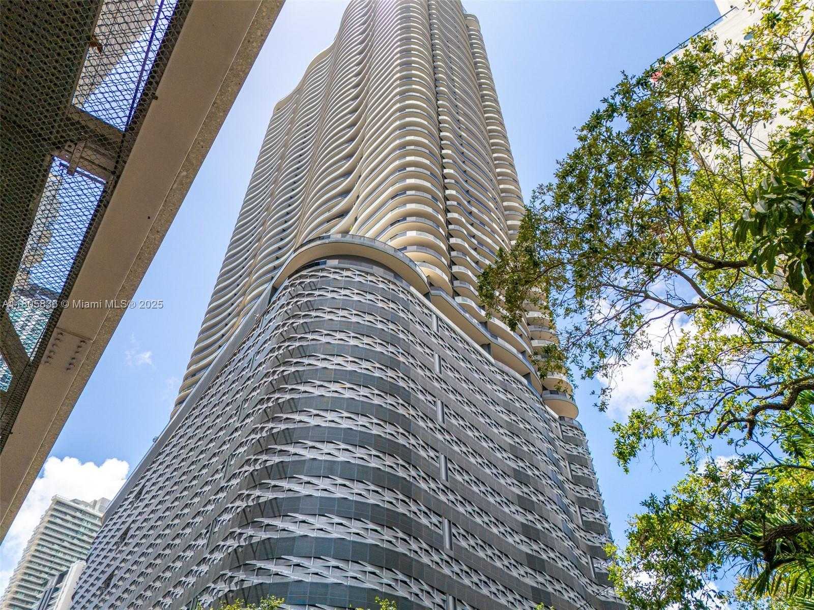 Small Image of 1000 BRICKELL PLAZA #2709, Miami Number 2