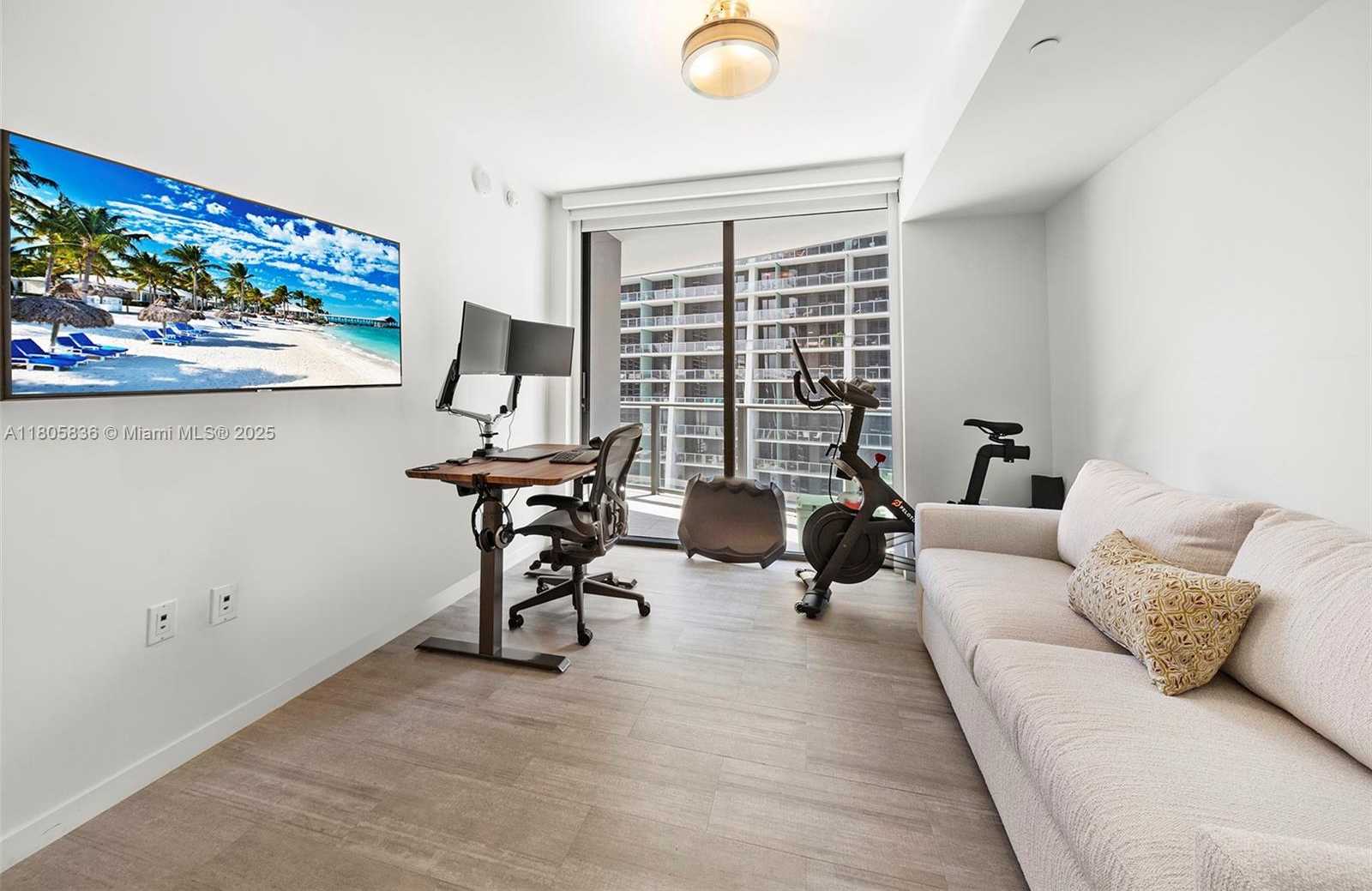 Small Image of 1000 BRICKELL PLAZA #2709, Miami Number 20