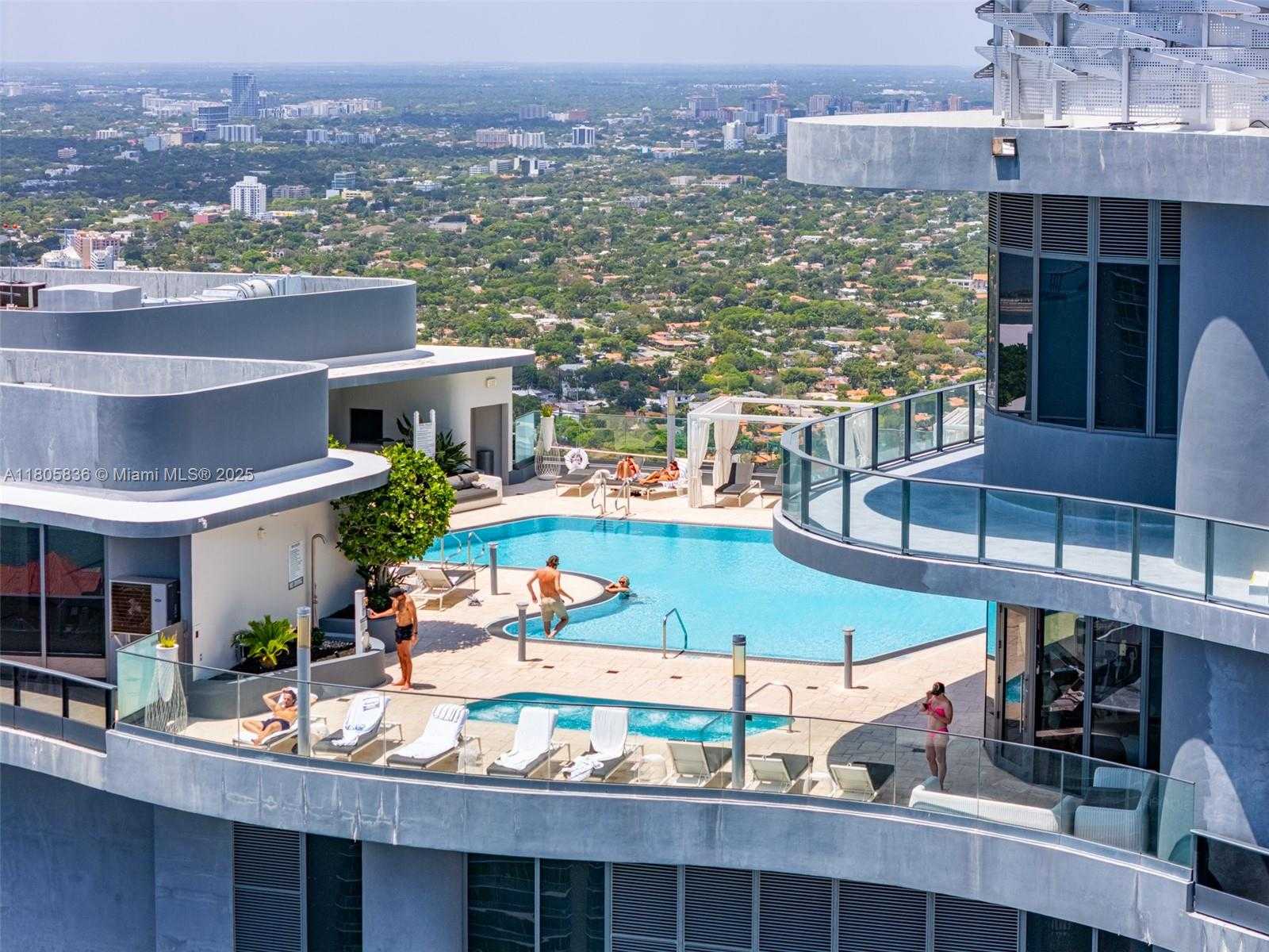 Small Image of 1000 BRICKELL PLAZA #2709, Miami Number 3