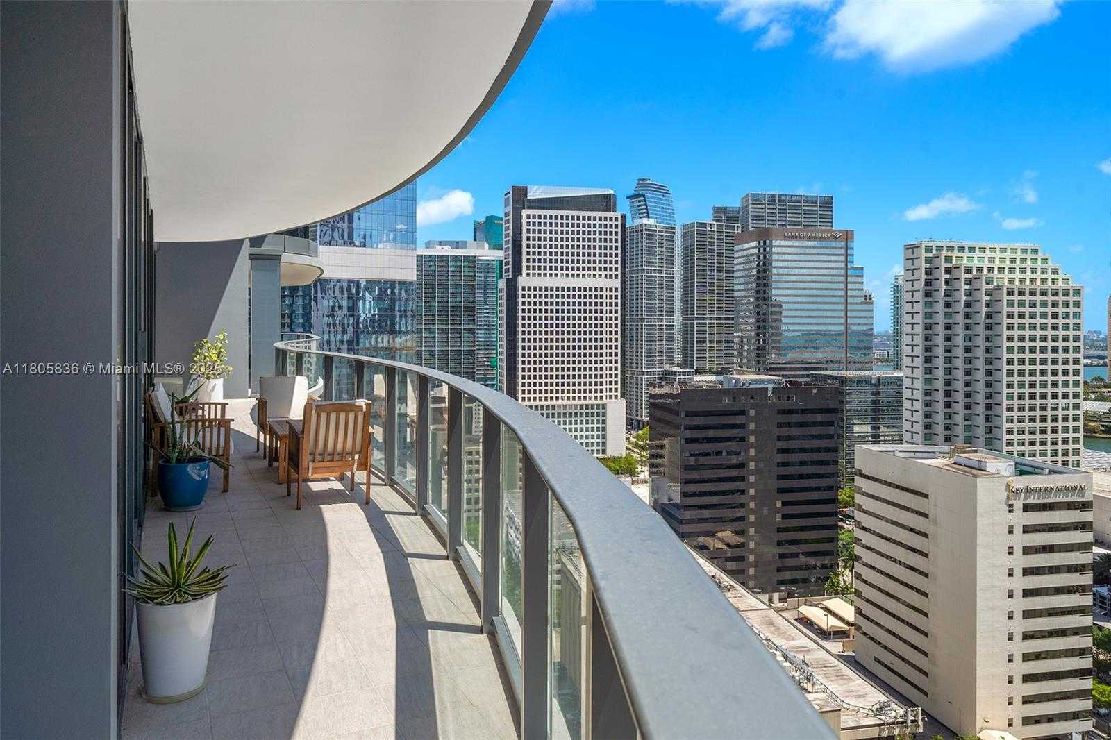 Small Image of 1000 BRICKELL PLAZA #2709, Miami Number 33