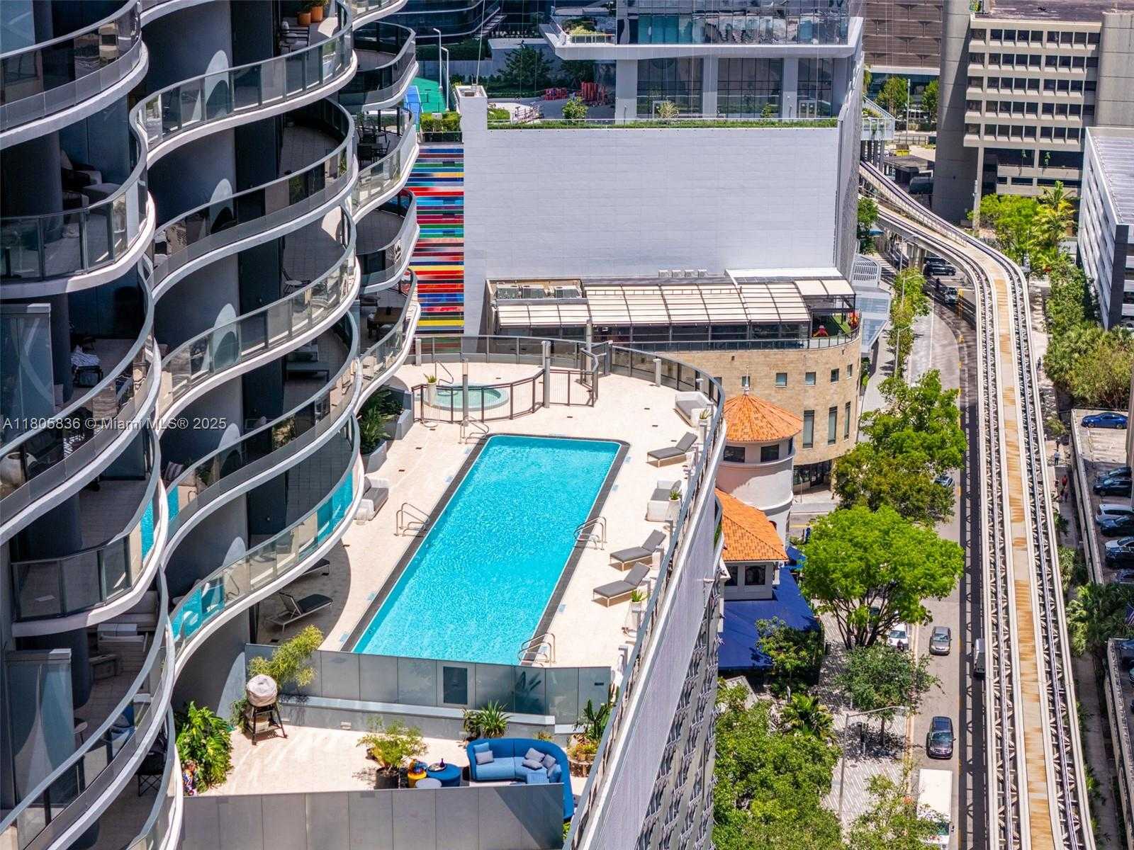 Small Image of 1000 BRICKELL PLAZA #2709, Miami Number 42