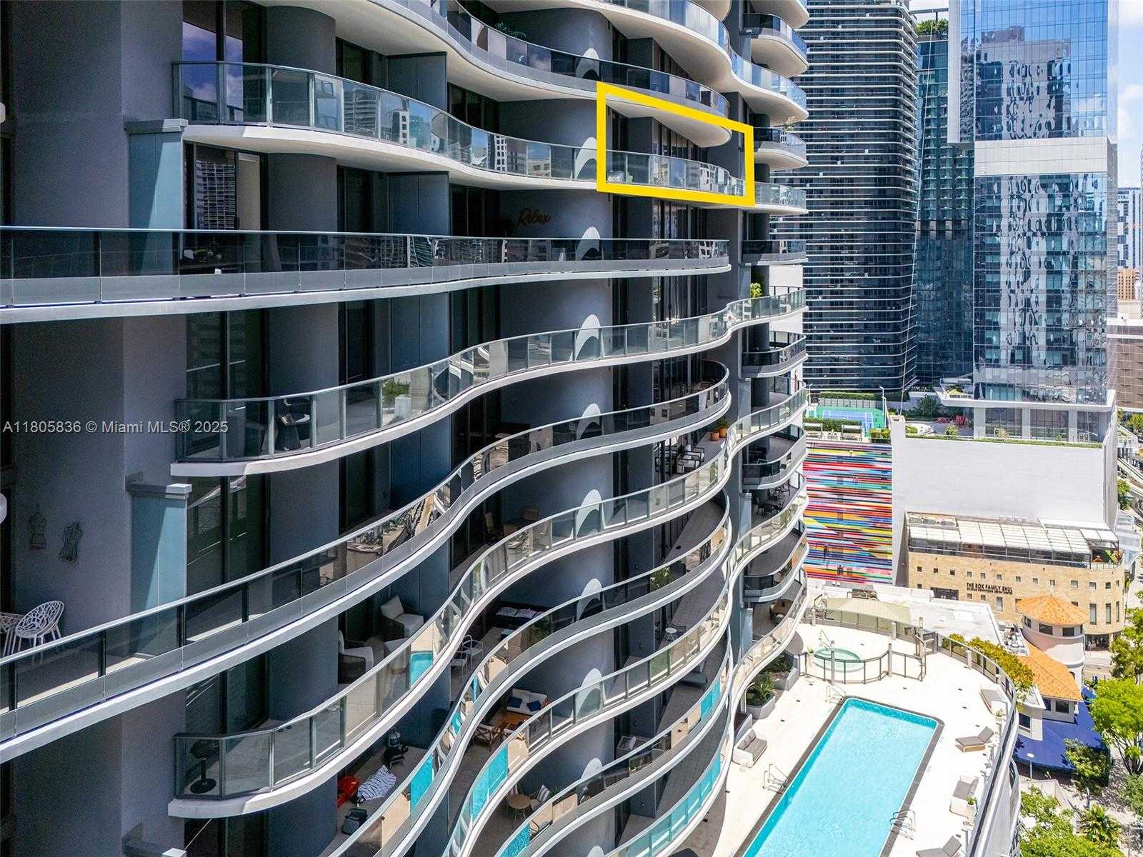 Small Image of 1000 BRICKELL PLAZA #2709, Miami Number 43