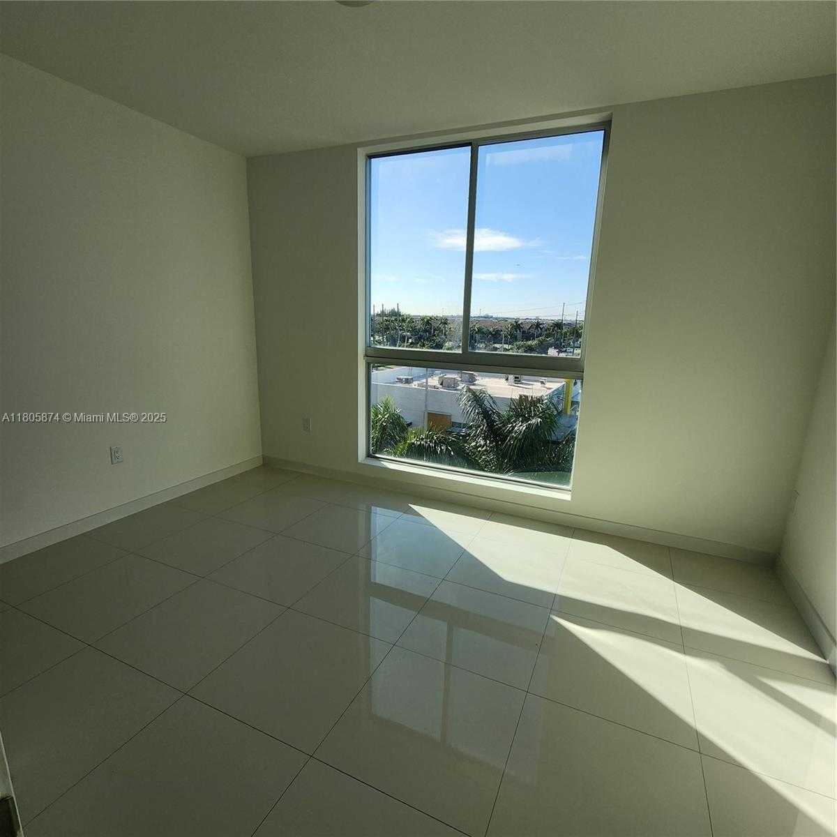 Small Image of 7661 NORTH WEST 107TH AVE #507, Doral Number 10