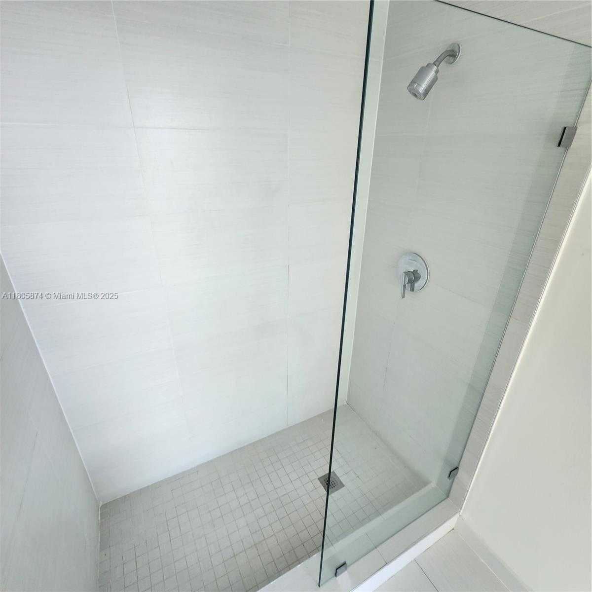 Small Image of 7661 NORTH WEST 107TH AVE #507, Doral Number 12