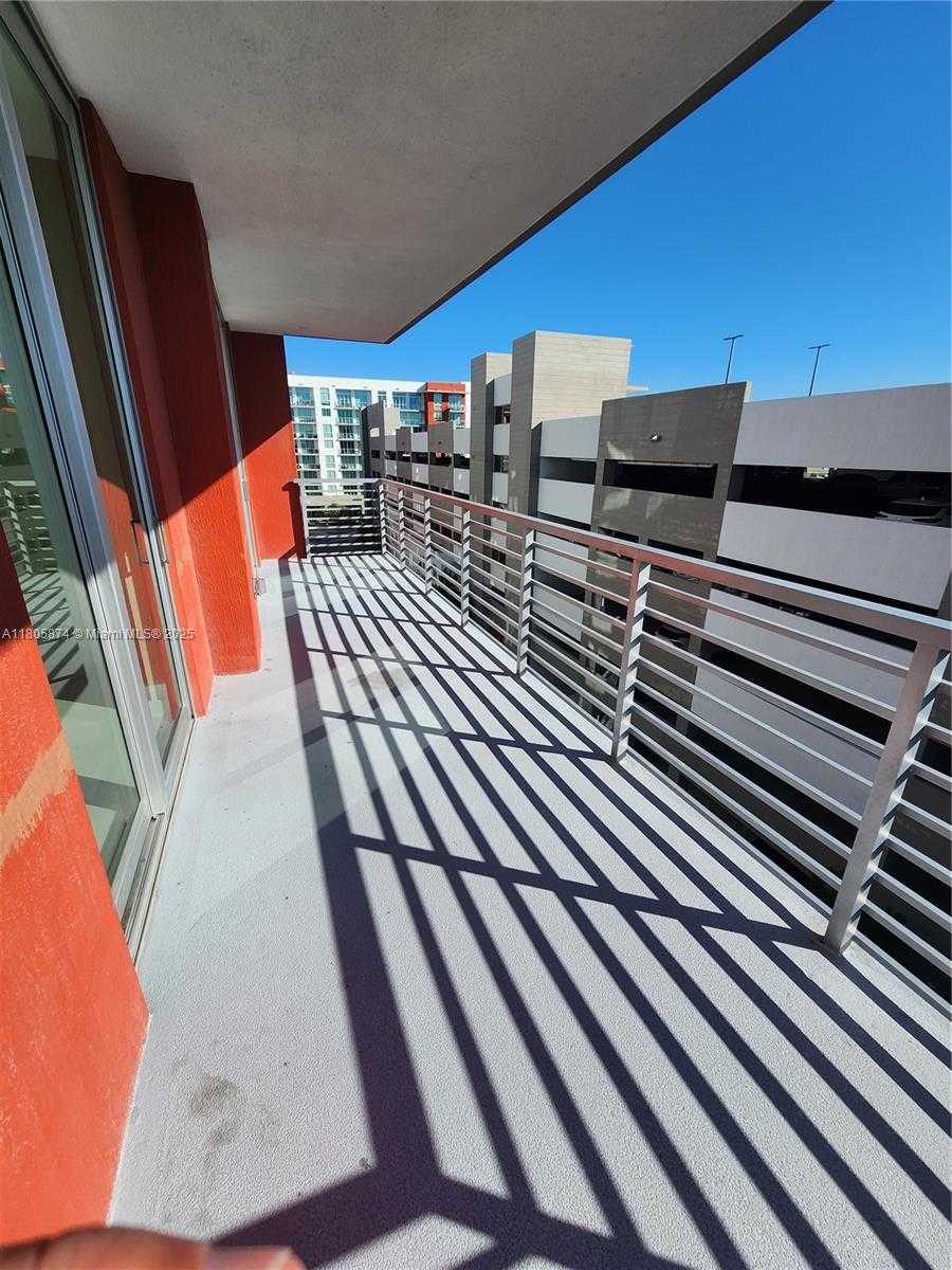 Small Image of 7661 NORTH WEST 107TH AVE #507, Doral Number 20