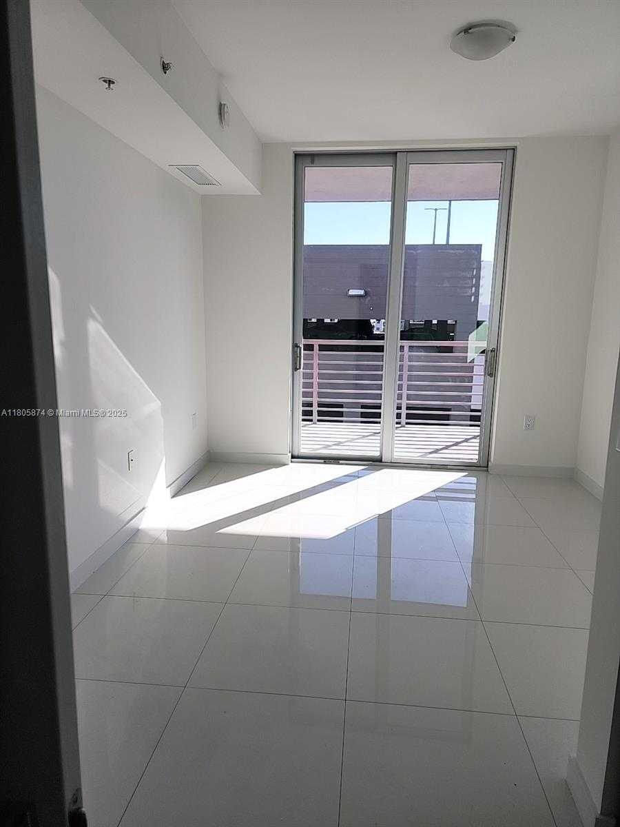 Small Image of 7661 NORTH WEST 107TH AVE #507, Doral Number 27