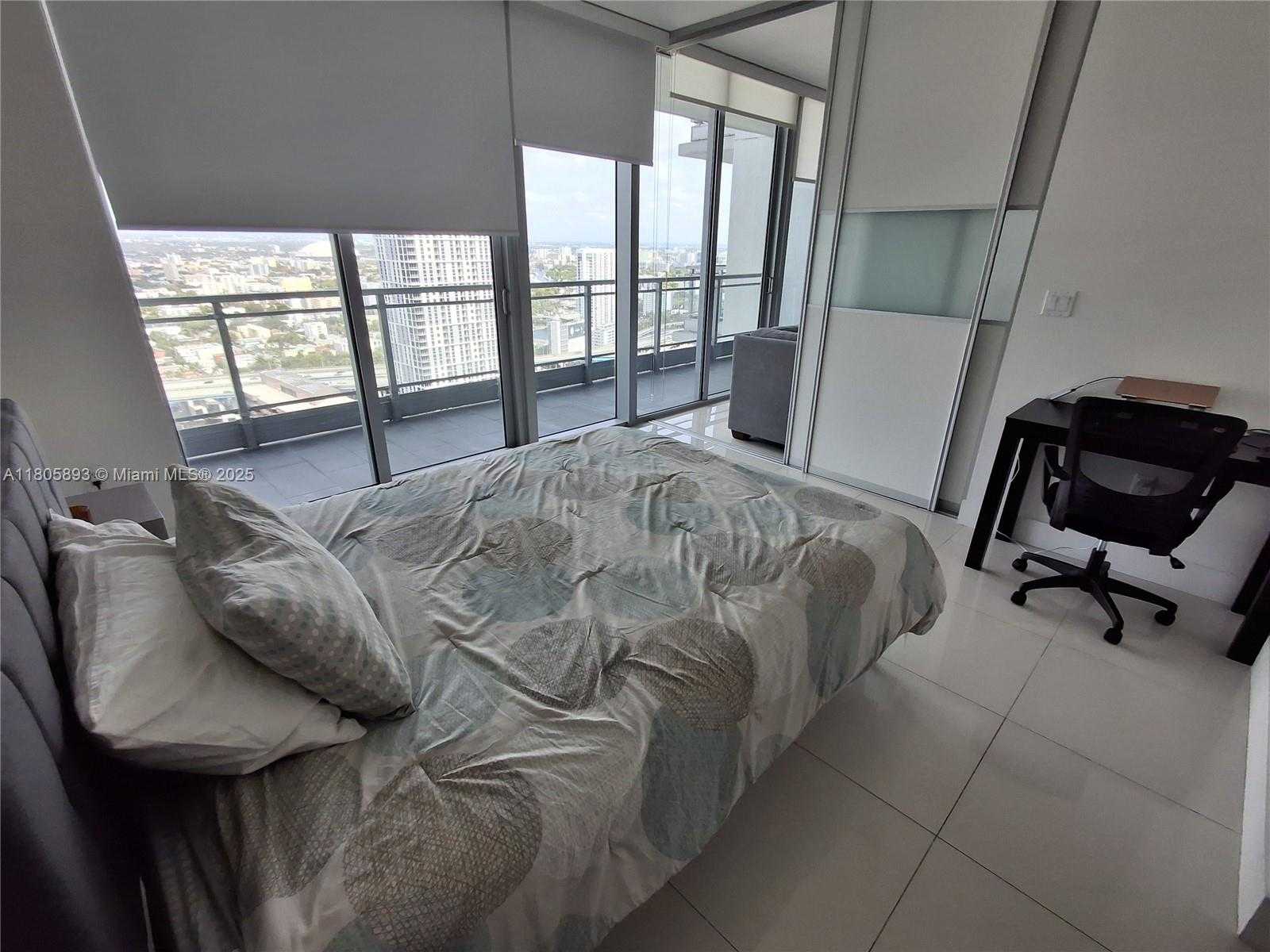 Small Image of 92 SOUTH WEST 3RD ST #3808, Miami Number 12