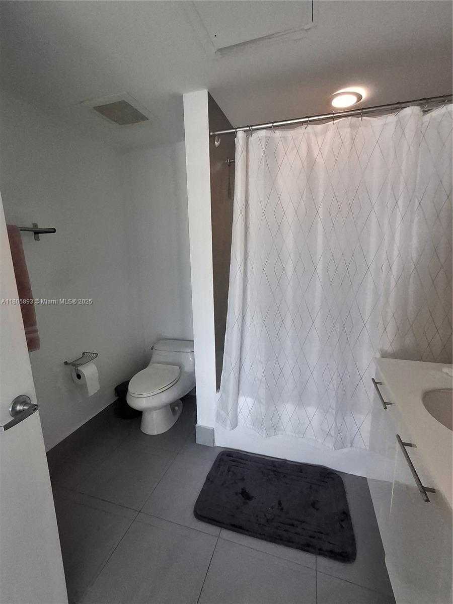Small Image of 92 SOUTH WEST 3RD ST #3808, Miami Number 15