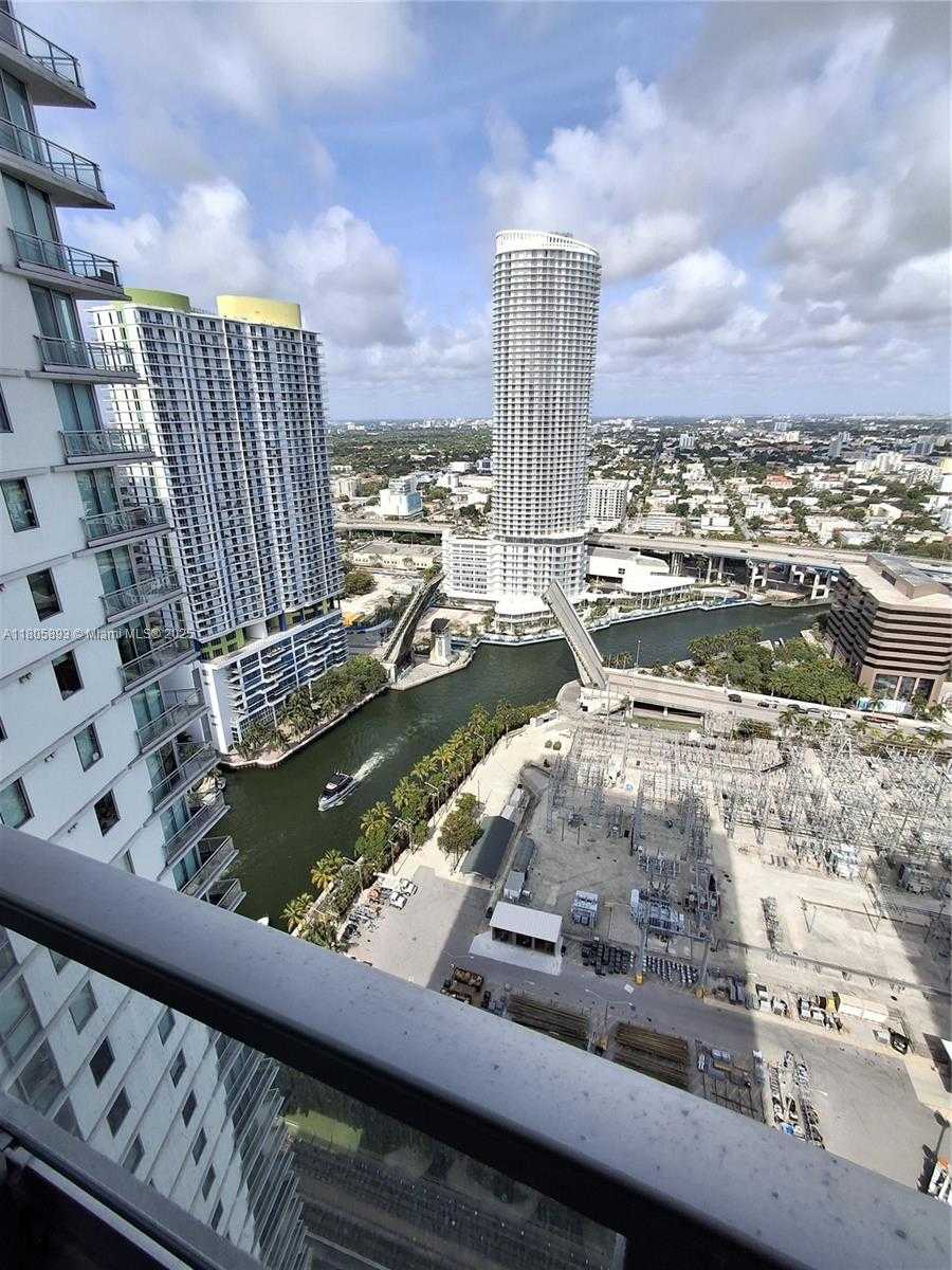 Small Image of 92 SOUTH WEST 3RD ST #3808, Miami Number 18