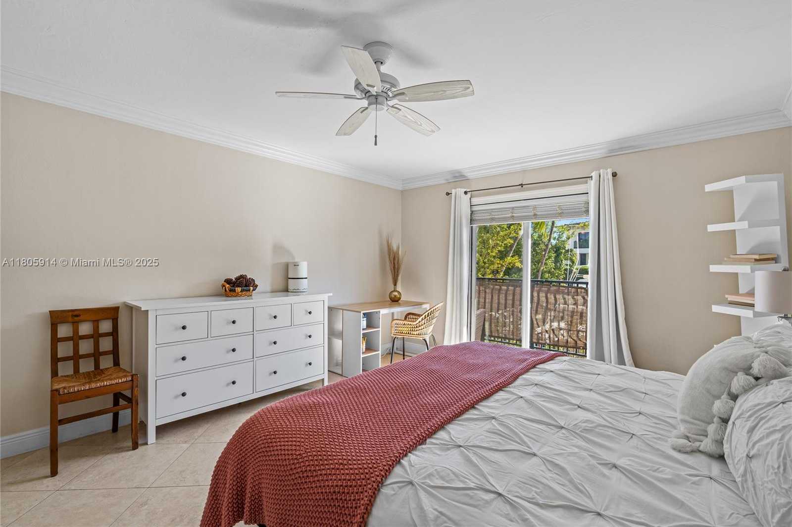 Small Image of 6815 EDGEWATER DR #104, Coral Gables Number 29