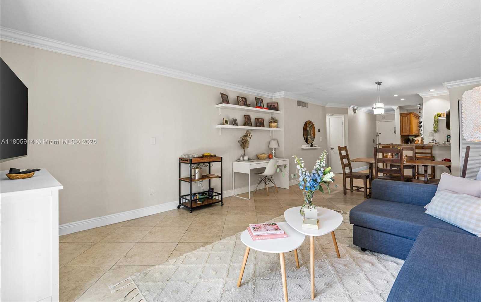 Small Image of 6815 EDGEWATER DR #104, Coral Gables Number 3