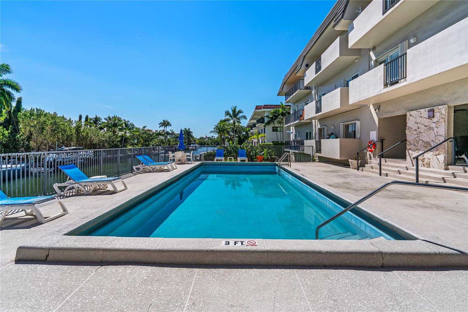 Small Image of 6815 EDGEWATER DR #104, Coral Gables Number 44