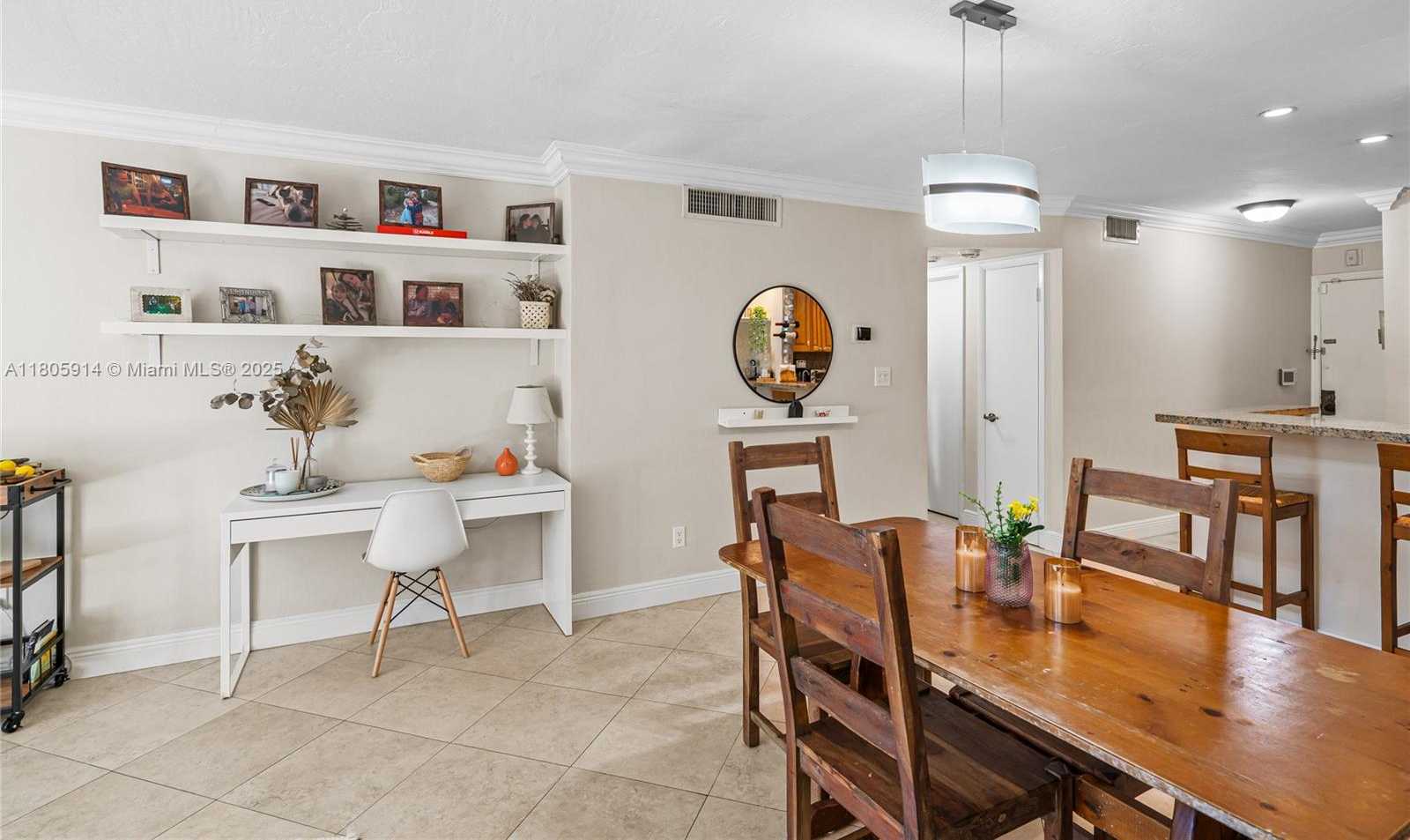 Small Image of 6815 EDGEWATER DR #104, Coral Gables Number 7