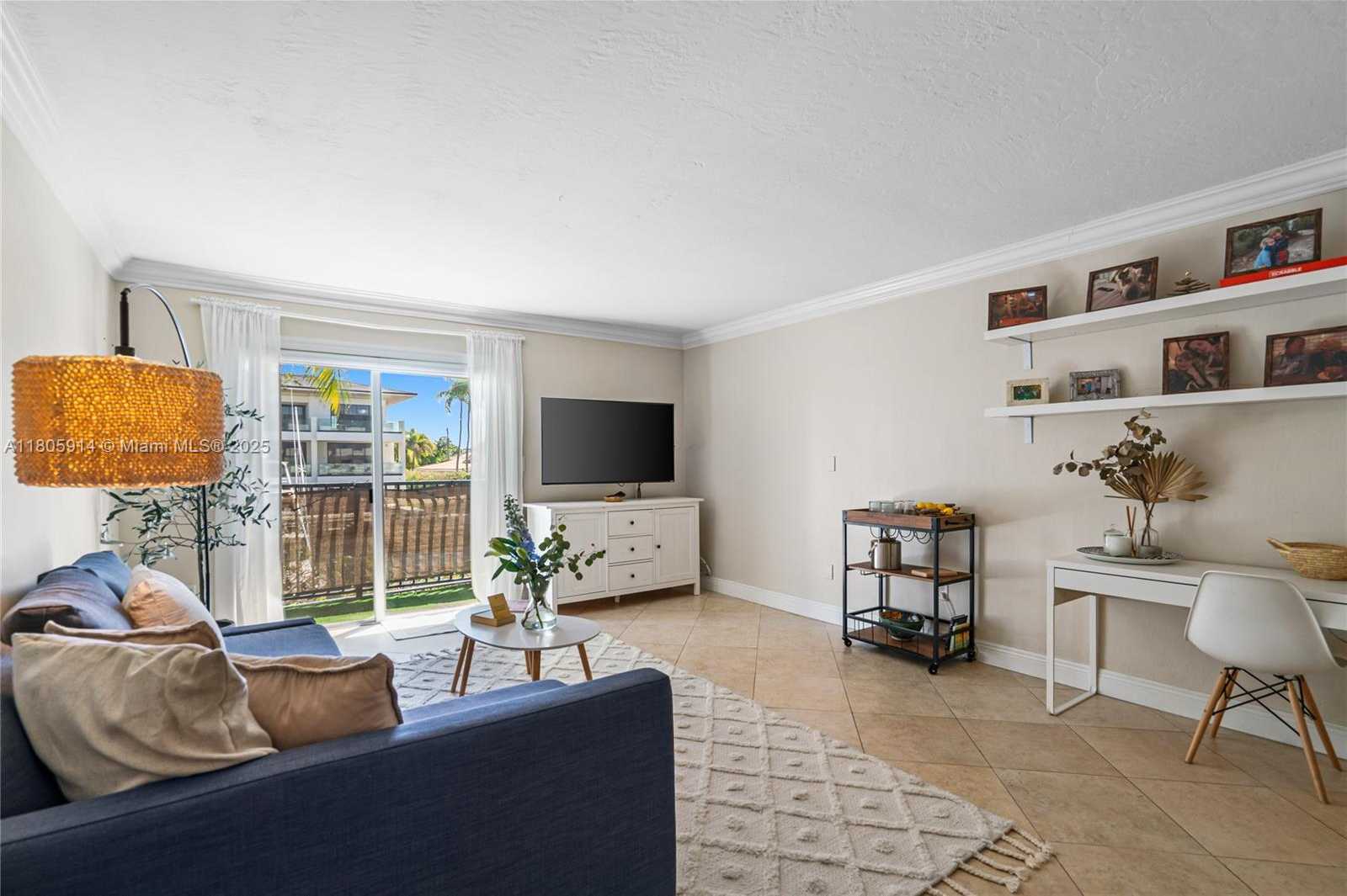 Small Image of 6815 EDGEWATER DR #104, Coral Gables Number 8